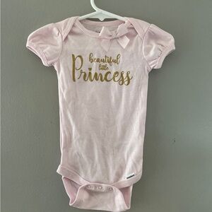 🎀Gerber Pink Onesie size 3/6 months
